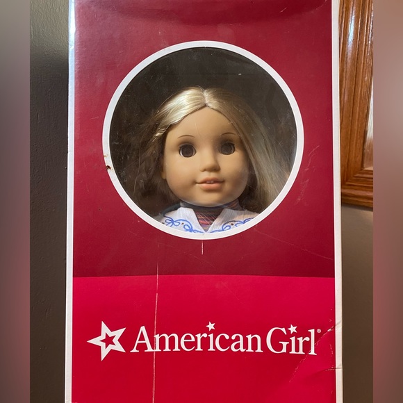 American Girl Doll - Julie - Picture 5 of 8